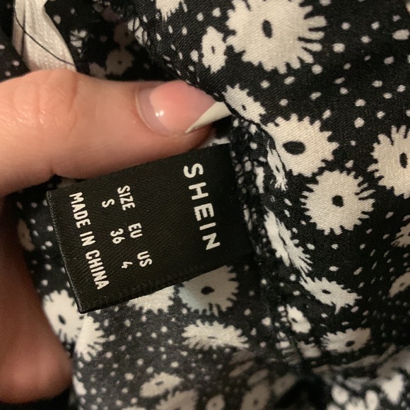 SHIEN FLORAL SLIT SKIRT - Picture 5 of 5